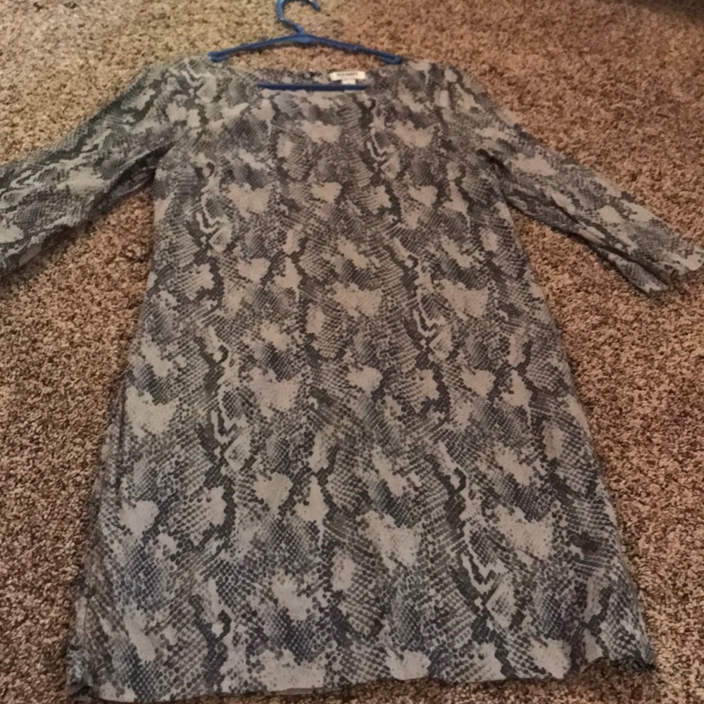 Gray snake skin pattern dress